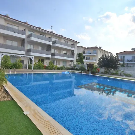 公寓 Mythical - 2 Bed Large Communal Pool, Close To Protaras 帕拉利米尼